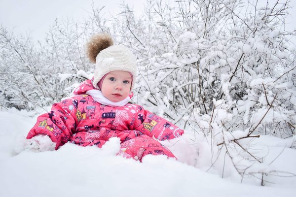 How to Mix and Match Textured Blazers with Solid Work Pants for a Dynamic Office Outfit?